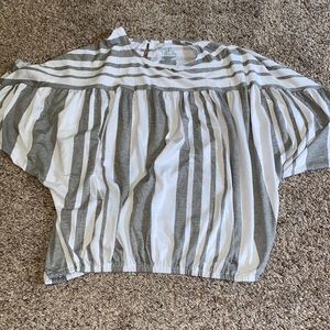 Women’s Loose Sleeve Shirt